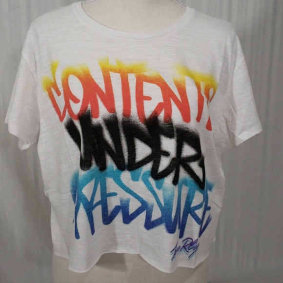 True Religion Tops - NWT! Women's True Religion crop tshirt